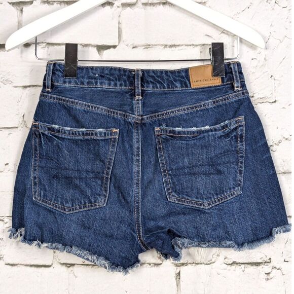 AMERICAN EAGLE Tom Girl Distressed Denim Short Dark Wash Hippie Beach Size 0 - Picture 5 of 8